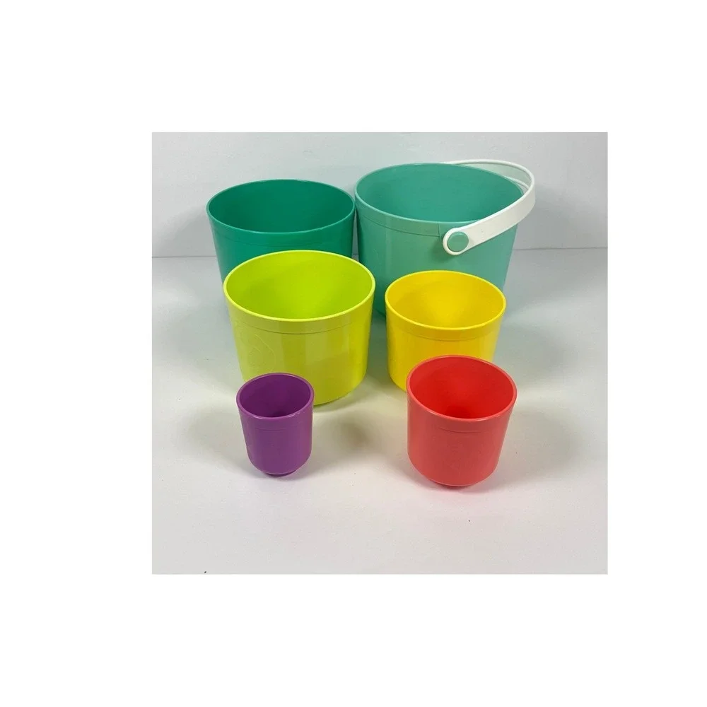 Tupperware TOTE-EM PAILS Kids Beach Sand Pool Toy Stacking NOS Pastel